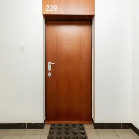 Stunning 2 Bedroom & Motlawa River View In By Renters Gdansk